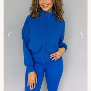 Salt Project- Cobalt Blue Cloud Form Full Zip Cropped Active Jacket- large